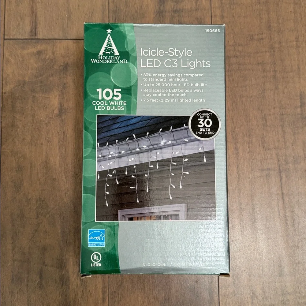 ❤️HOLIDAY WONDERLAND❤️Cool White LED Icicle-Style Lights 105